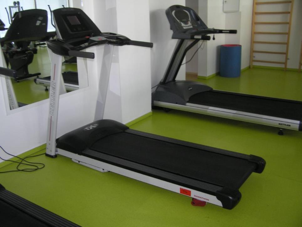 Prumyslových robotu-1